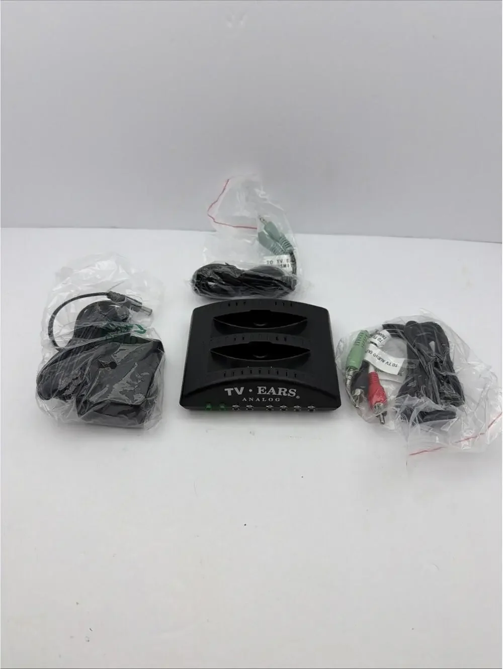 TV Ears Wireless Hearing Analog Transmitter Dual Charger Base Only, Tested New